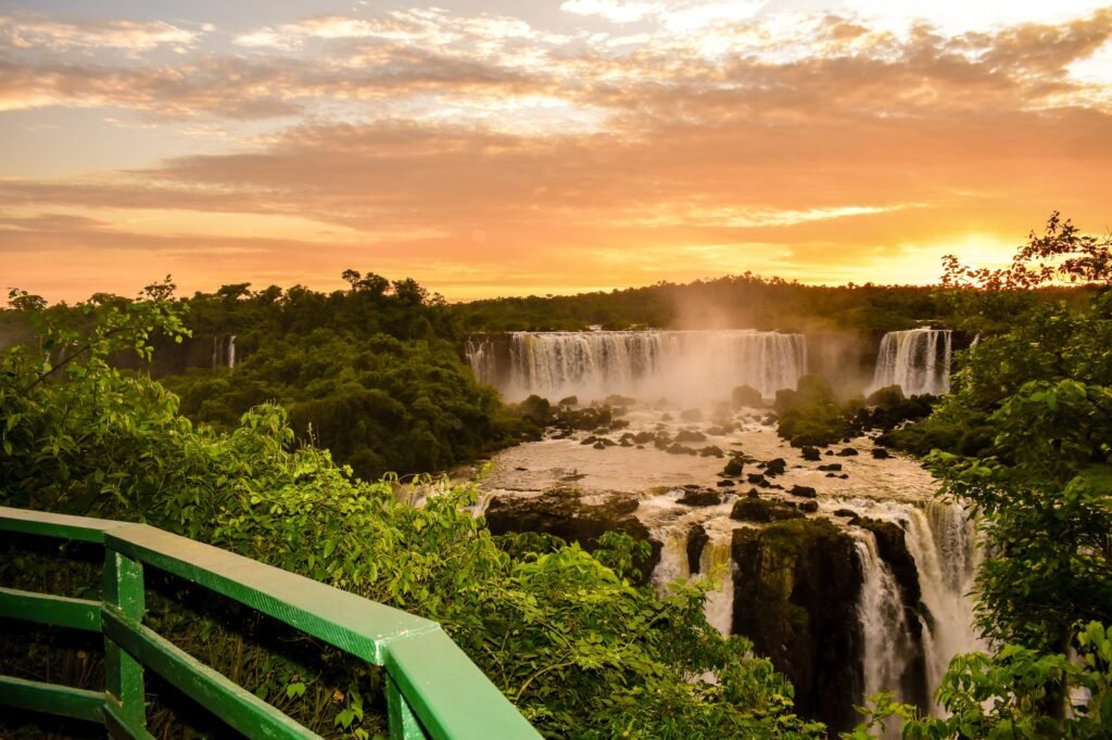 Parque Nacional do Iguaçu recebeu 25 mil visitantes no feriadão de Tiradentes