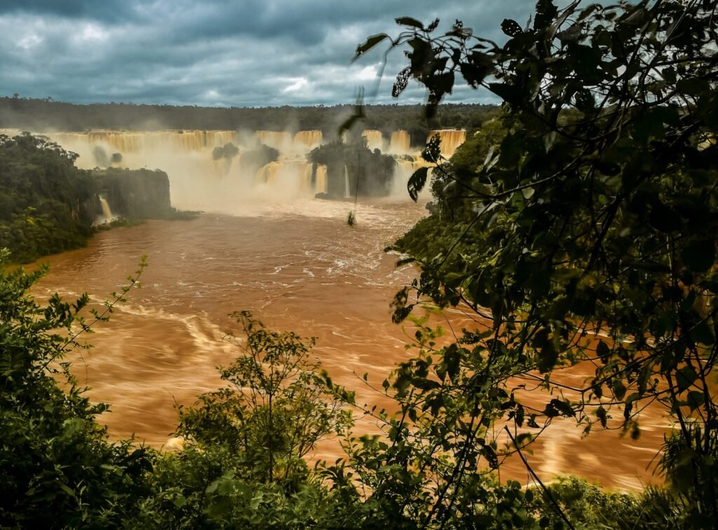 Parque Nacional do Iguaçu manterá horário ampliado de visitação até dia 30 de julho