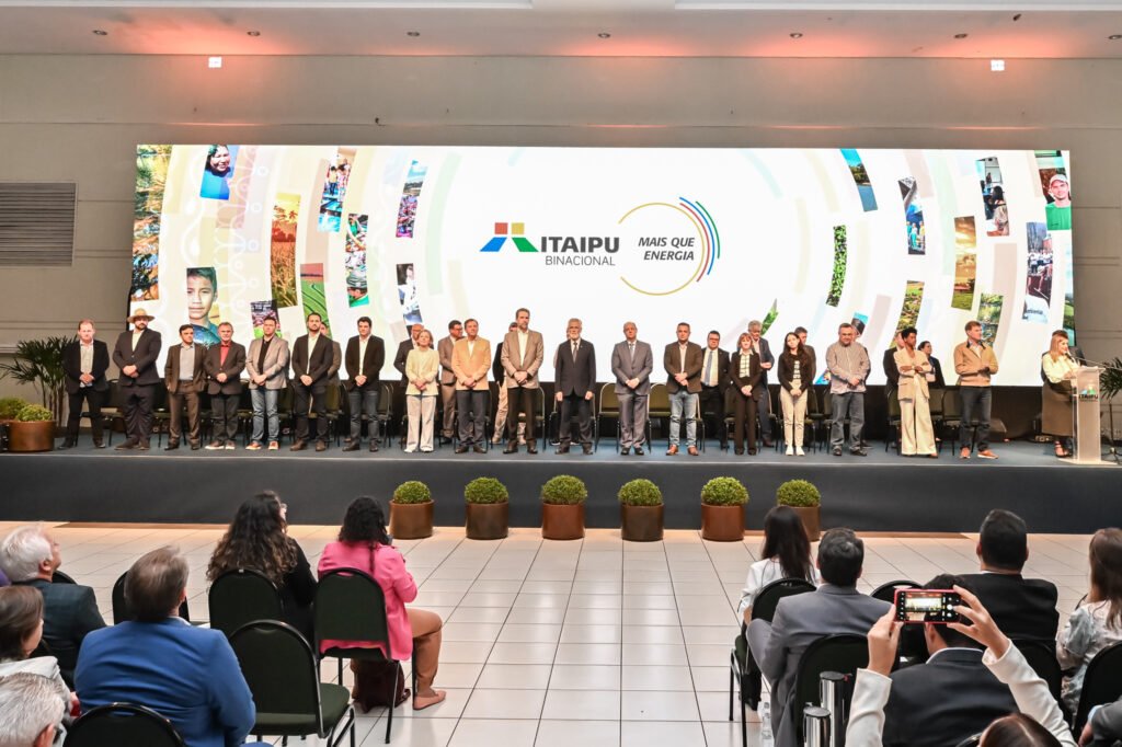 Programa “Itaipu Mais que Energia” investe quase R$ 1 bilhão em 434 municípios do PR e MS 