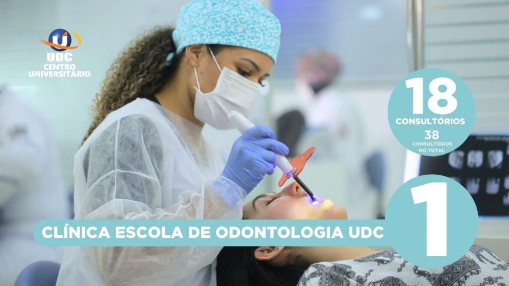 Estudantes treinam em manequins de alta fidelidade.