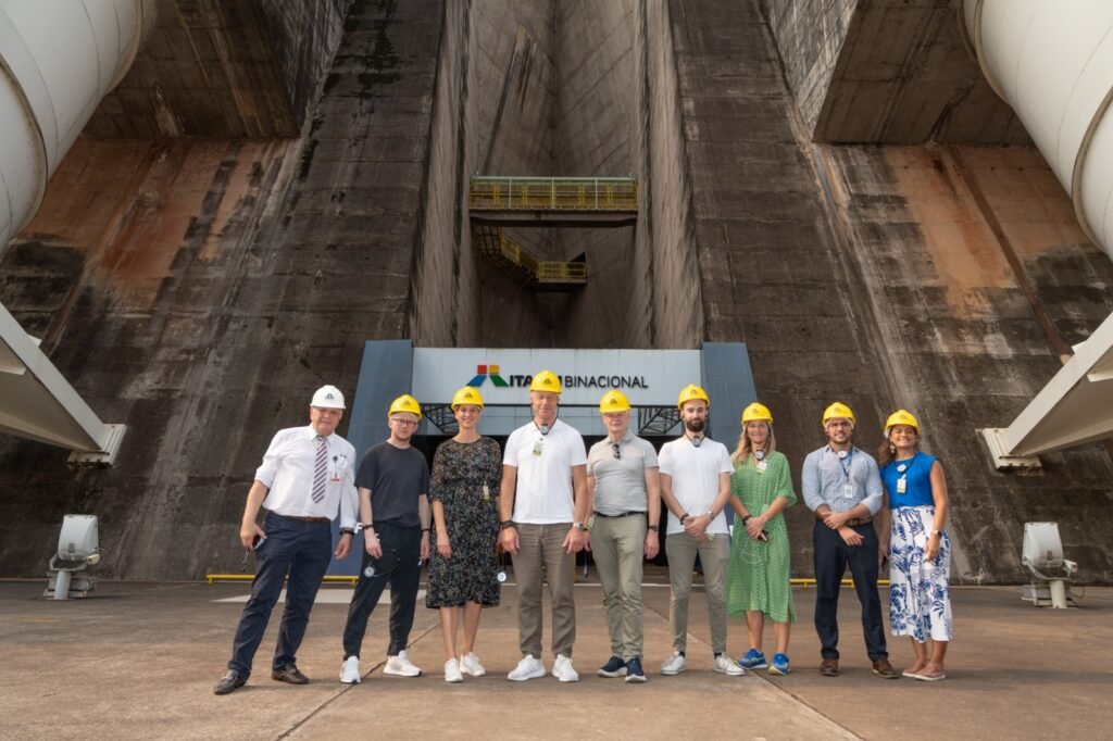 Ministro de Energia da Noruega visita Itaipu