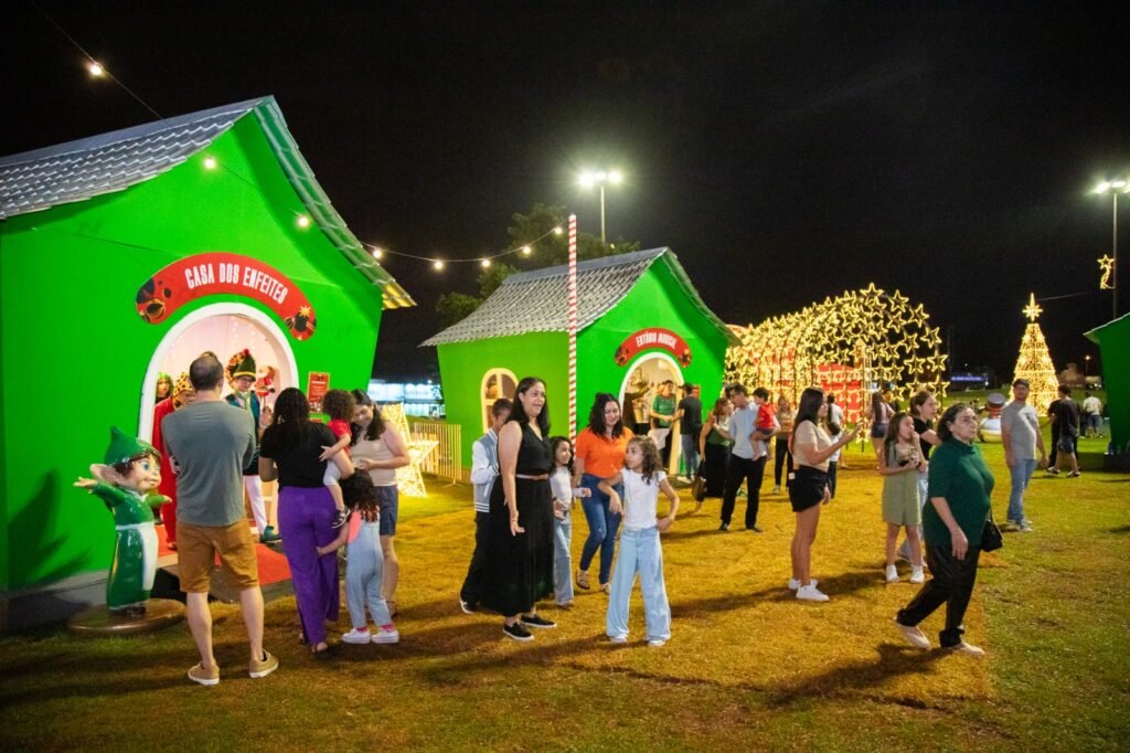 Programação do Natal da Itaipu no Gramadão da Vila A