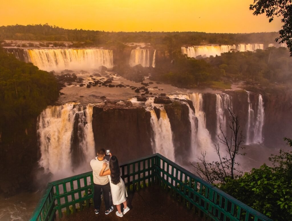 Amanhecer nas Cataratas terá 17 edições em dezembro e janeiro no Parque Nacional do Iguaçu