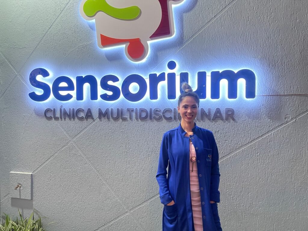 Psicóloga infantil reconhecida por trabalho com autistas