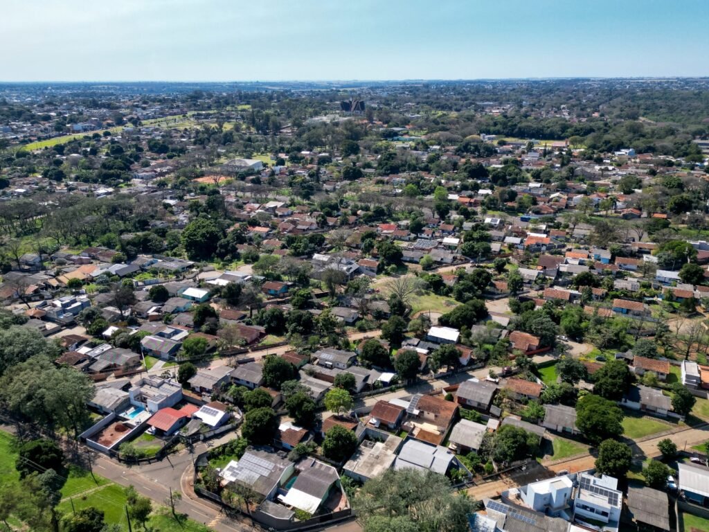 Itaipu vai leiloar mais 25 casas desocupadas da Vila A