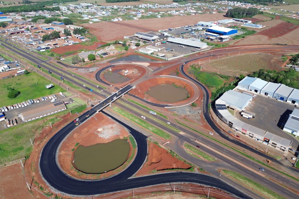 Obra da Perimetral Leste de Foz do Iguaçu