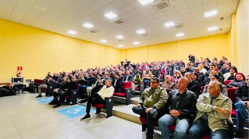 Audiência pública sobre o Trevo do Charrua reúne moradores e lideranças na Vila A.
